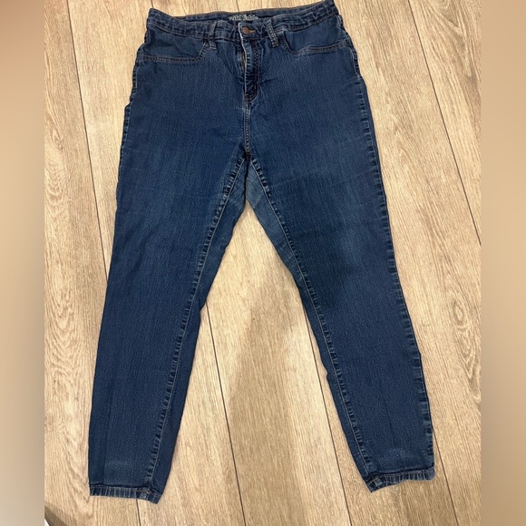 Wild fable size 14 high rise Skinny Jeans - Classic Blue High Rise Skinny Jeans - Picture 9 of 12